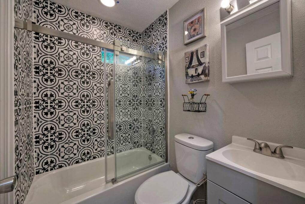 Great Value Stay Near Tesla Austin Exteriör bild